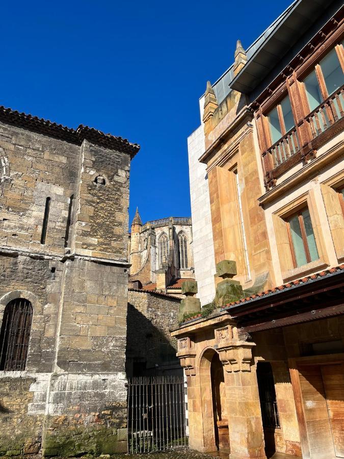Wamba - La Catedral Apartment *